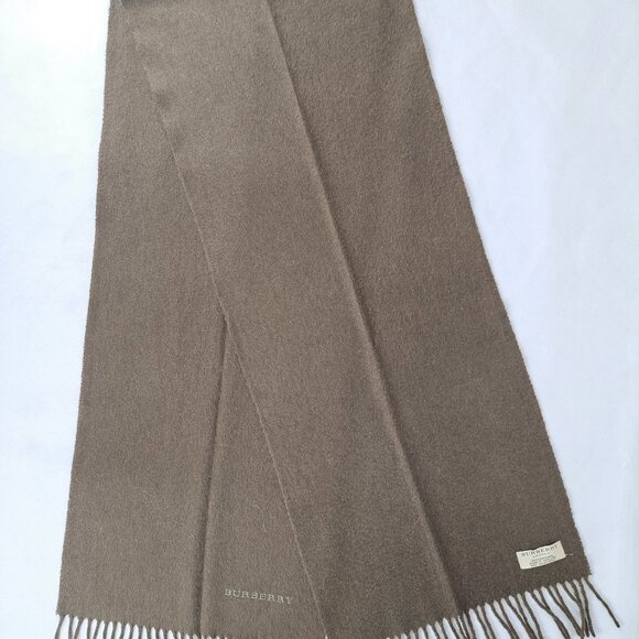 BURBERRY London Solid Knit 100% Cashmere Embroidered Brown Rectangle SCARF - Picture 2 of 8